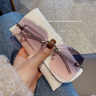 Sieviešu retro saulesbrilles ar metāla rāmjiem