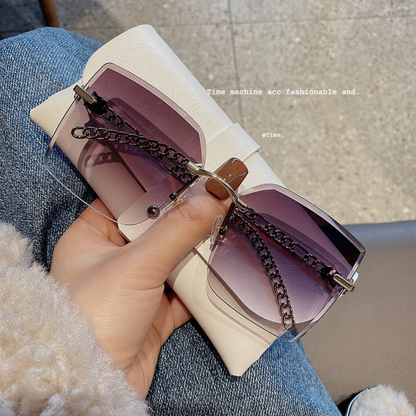 Sieviešu retro saulesbrilles ar metāla rāmjiem