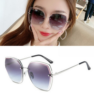 Нов модел дамски поляризирани очила с метална тънка рамка