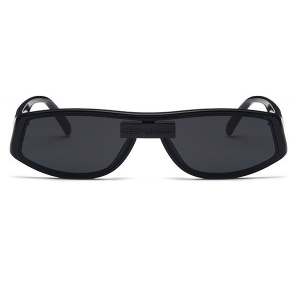 Stilīgas sieviešu saulesbrilles