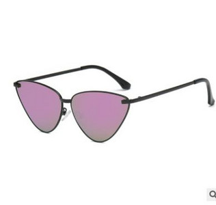 Modernas sieviešu brilles ar nestandarta formu un spoguļa efektu