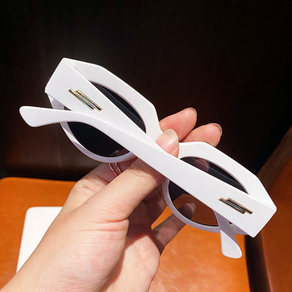 Sieviešu ikdienas brilles - apaļas formas