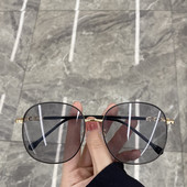 Sieviešu saulesbrilles ar plānu rāmi - dažādas krāsas