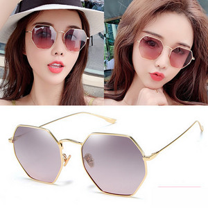 Jauns polarizēto saulesbriļļu modelis ar metāla rāmi