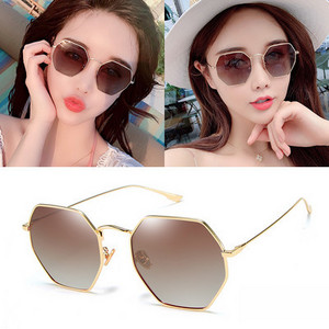 Jauns polarizēto saulesbriļļu modelis ar metāla rāmi