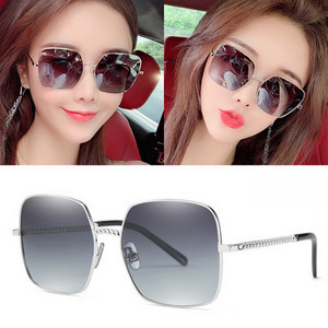 Модерни дамска очила с тънка рамка -квадратна форма