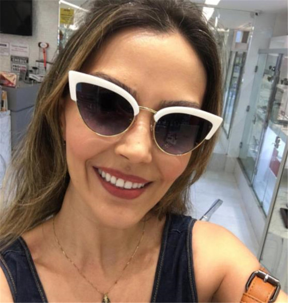 Modernas kaķa acu brilles