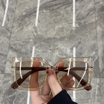 Дамски квадратни очила с широка рамка