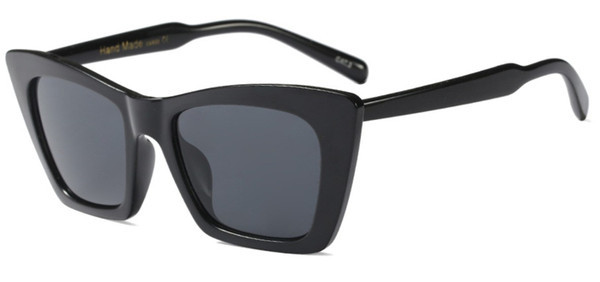 Μοντέρνα γυαλιά  - για γυναίκες