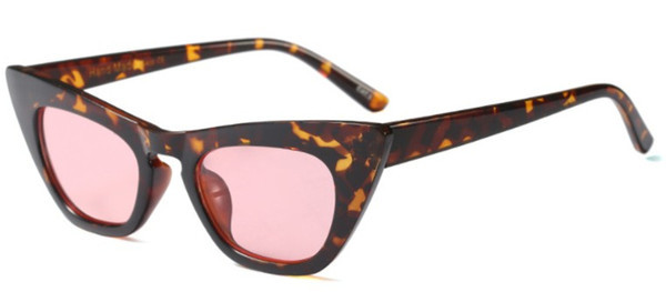 Saulesbrilles sieviešu kaķu acu tipam