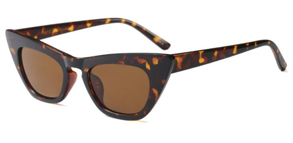 Saulesbrilles sieviešu kaķu acu tipam