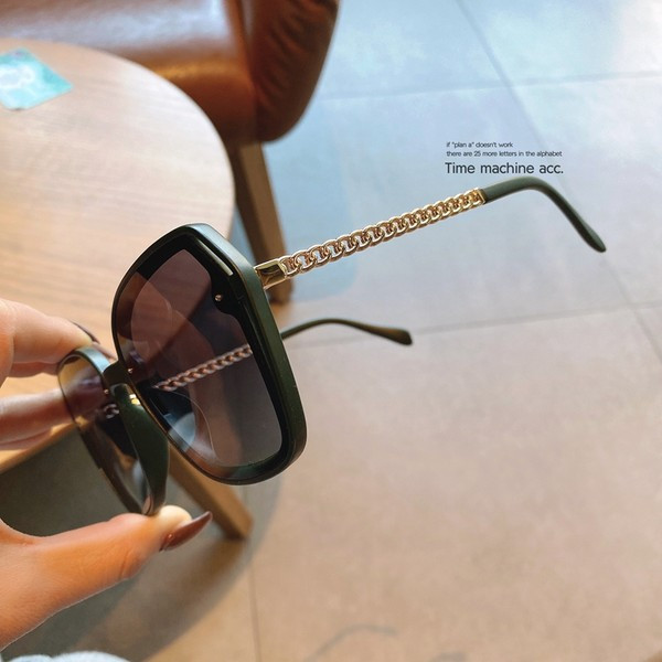 Ochelari de soare polarizati pentru dama cu rama metalica