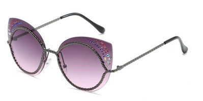 Нов модел слънчеви очила с метални рамки и декорация камъни