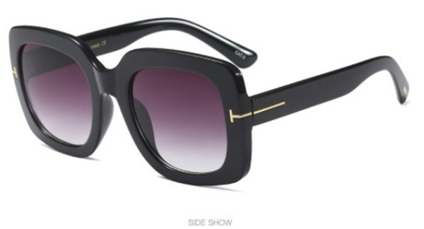 Lielas kvadrātveida saulesbrilles sievietēm