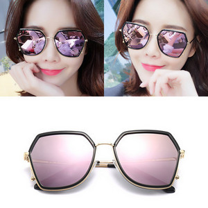 Jauns saulesbriļļu modelis ar metāla rāmi un UV aizsardzību