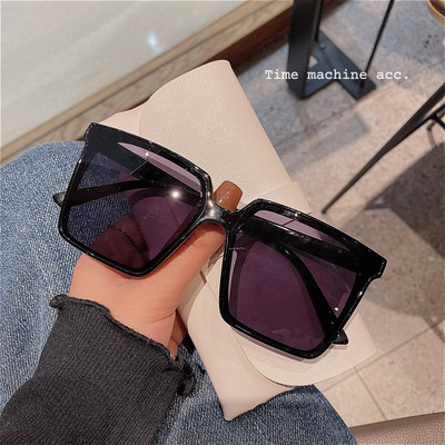 Дамски ретро квадратни слънчеви очила