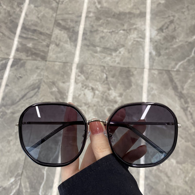 Дамски кръгли очила с тънки рамки 