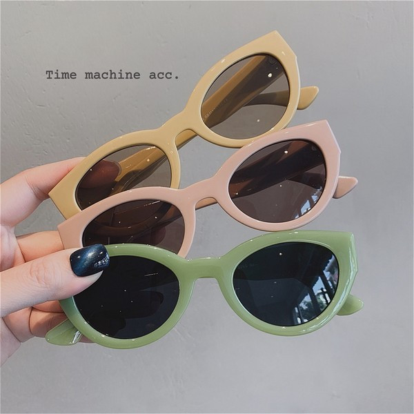 Apaļas saulesbrilles sievietēm