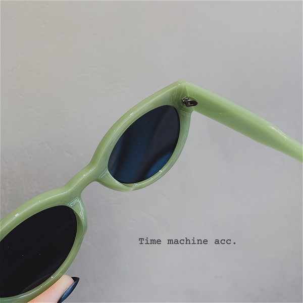 Apaļas saulesbrilles sievietēm