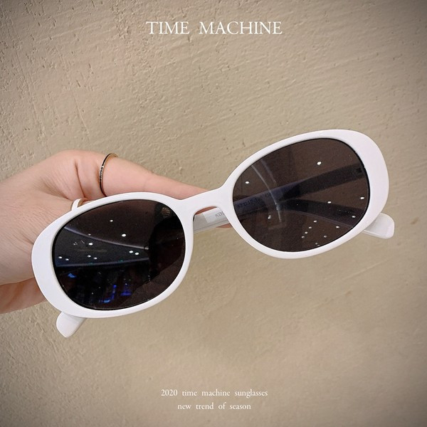 Jauns saulesbriļļu modelis sievietēm ar apaļu formu