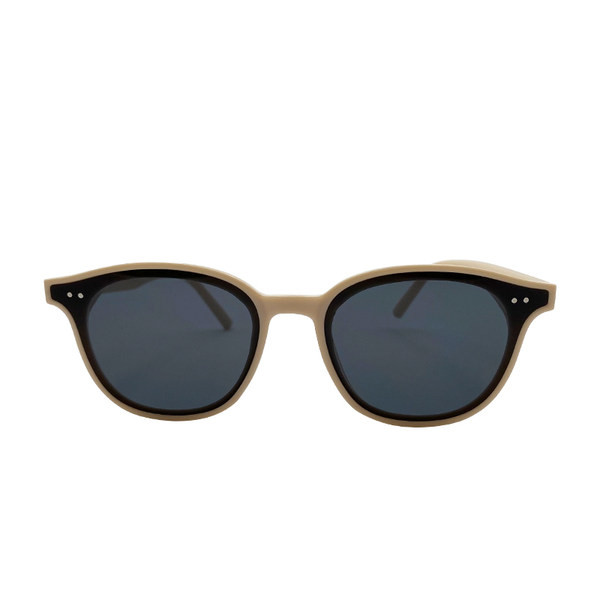 Sieviešu saulesbrilles ar platu rāmi