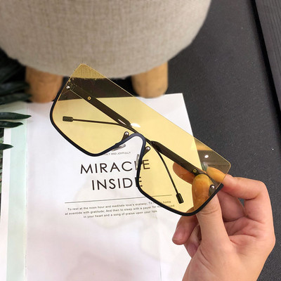 Дамски модерни очила с цветни стъкла