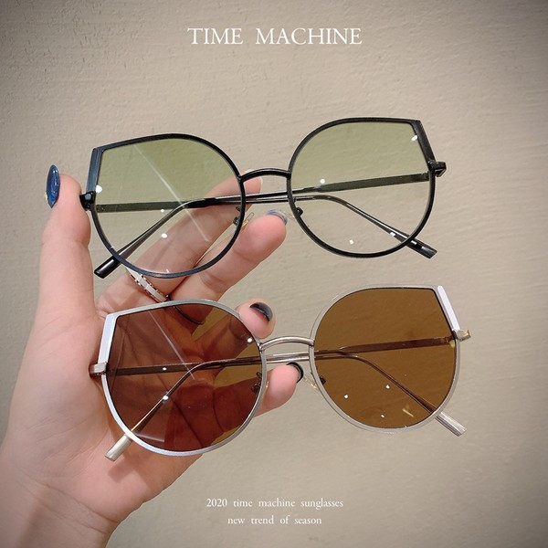 Jauns sieviešu briļļu modelis ar UV aizsardzību un plānu rāmi