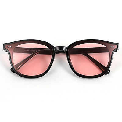 Γυναικεία γυαλιά ηλίου με πολωμένους φακούς