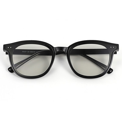 Γυναικεία γυαλιά ηλίου με πολωμένους φακούς