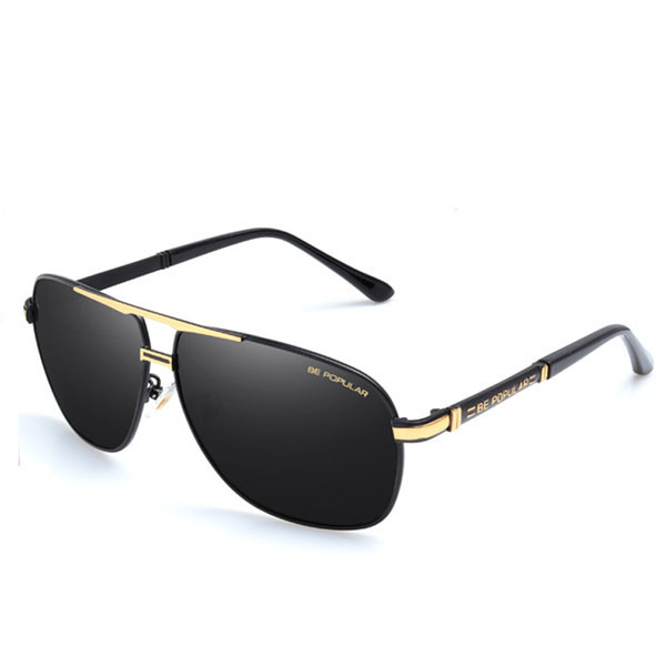 Pašreizējās vīriešu polarizētās nakts redzamības brilles divos modeļos