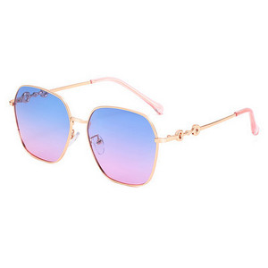 Moderne polarizirane četvrtaste naočale