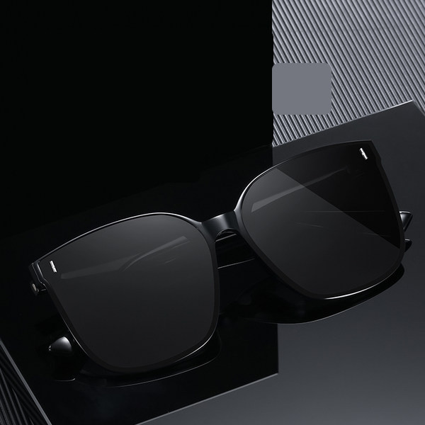 Jauns kvadrātveida saulesbriļļu modelis