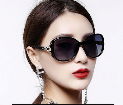 Stilīgas polarizētas sieviešu saulesbrilles apaļā formā