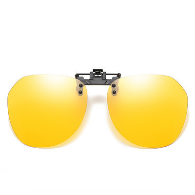 Ženske sunčane naočale s polariziranom kopčom