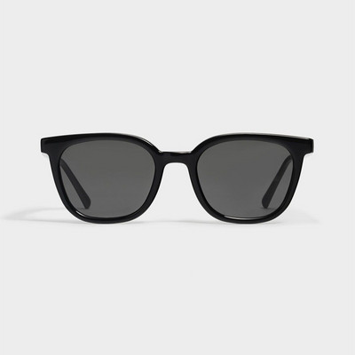 Retro model ženskih četvrtastih sunčanih naočala