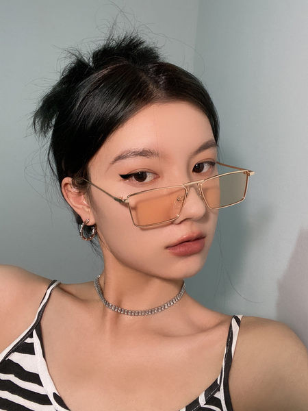 Sieviešu ikdienas saulesbrilles