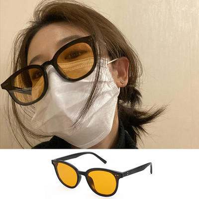 Γυναικεία γυαλιά με φαρδύ πλαίσιο σε διάφορα χρώματα