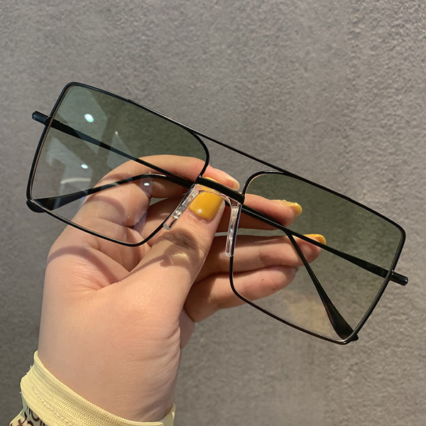 Ochelari de soare pătrați de damă cu ramă subțire