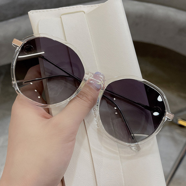 Jauns sieviešu saulesbriļļu modelis ar apaļu formu