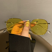 Sieviešu ikdienas saulesbrilles ar plānu rāmi