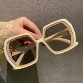 Elegantne ženske četvrtaste sunčane naočale
