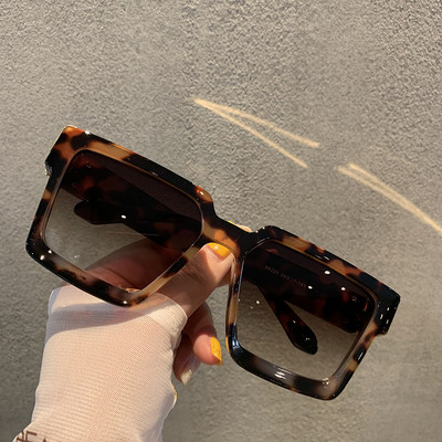 Stilīgas sieviešu brilles kvadrāta formā ar platu rāmi divos modeļos