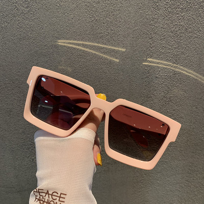 Stilīgas sieviešu brilles kvadrāta formā ar platu rāmi divos modeļos