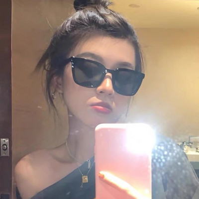 Дамски очила подходящи за всеки ден със слънчева защита