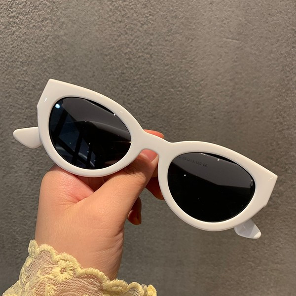 Sieviešu modernas saulesbrilles ar UV pārklājumu