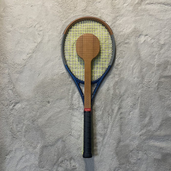 Racheta de tenis din lemn