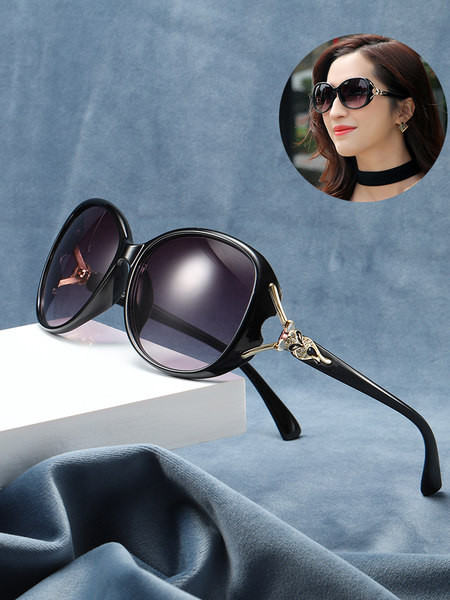 Πολωμένα γυαλιά ηλίου για γυναίκες