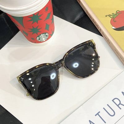 Sieviešu saulesbrilles ar rāmi trīs dažādās krāsās