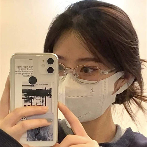 Γυναικεία γυαλιά σε ρετρό μοντέλο με τετράγωνο σχήμα