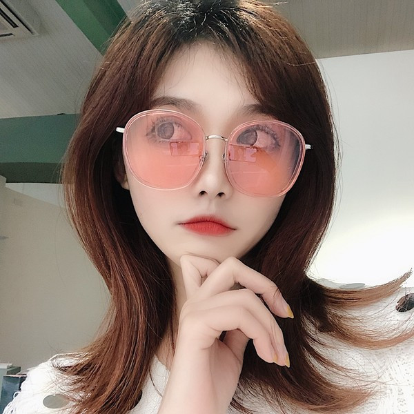 Sieviešu saulesbrilles ar metāla rāmi